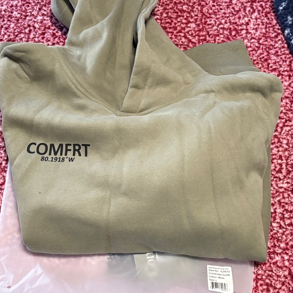 Comfrt Tops - COMFRT Olive Green Hooded Sweatshirt